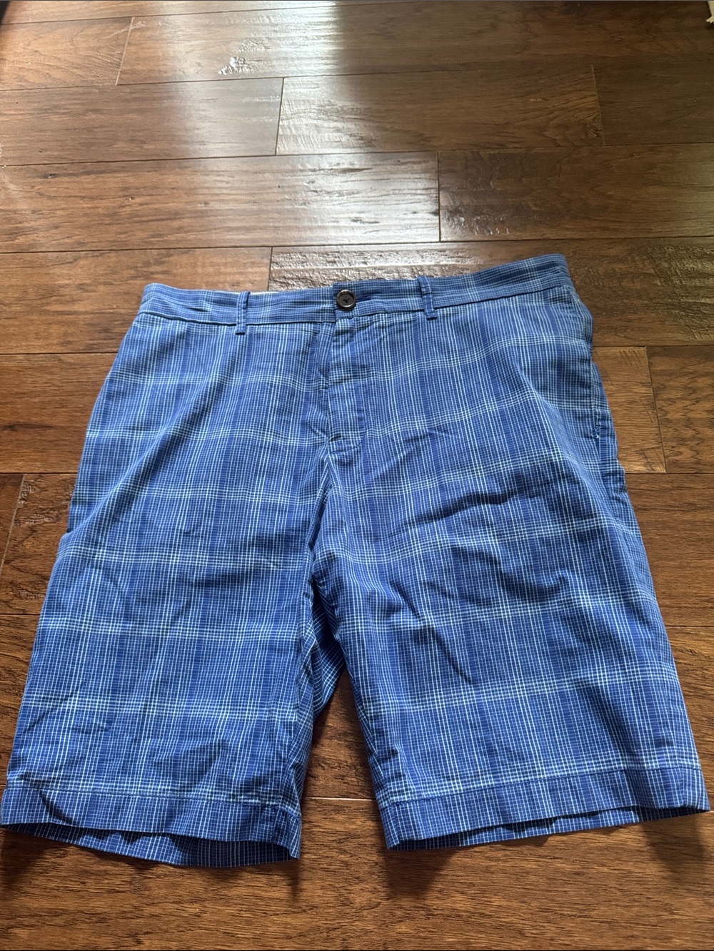 Original Penguin Men's Blue/White Plaid Flat Front Shorts Size 33 EUC